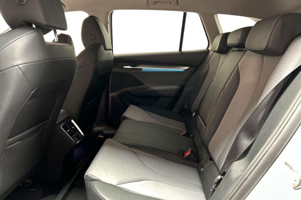 Skoda Enyaq 2023 80x 4x4 iV