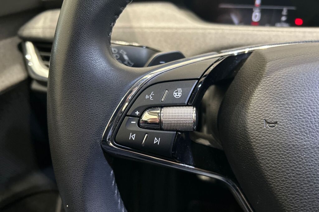 Skoda Enyaq 2023 80x 4x4 iV