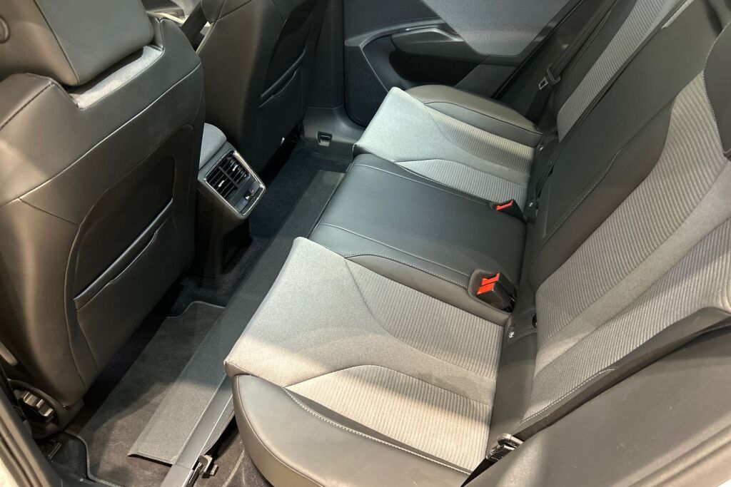 Skoda Enyaq 2023 80x 4x4 iV