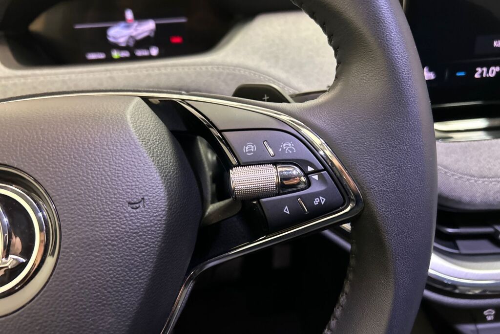 Skoda Enyaq 2023 80x 4x4 iV