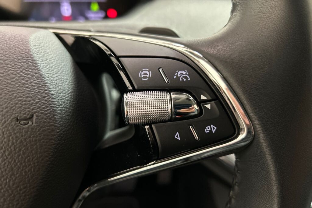 Skoda Enyaq 2023 80x 4x4 iV