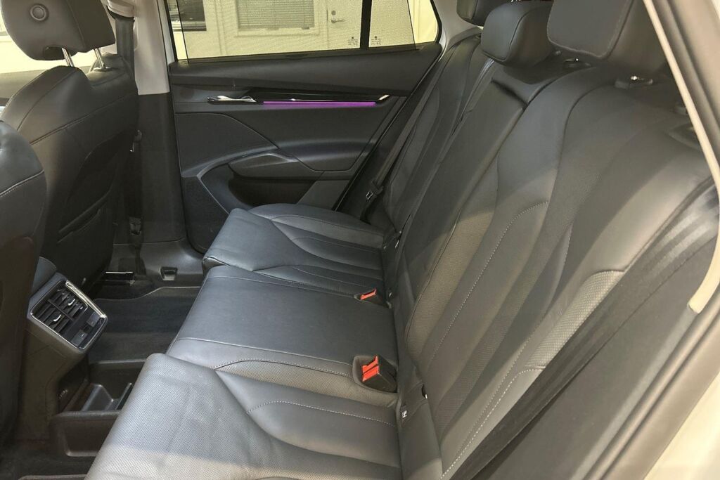 Skoda Enyaq 2024 80x 4x4 BusinessLine iV