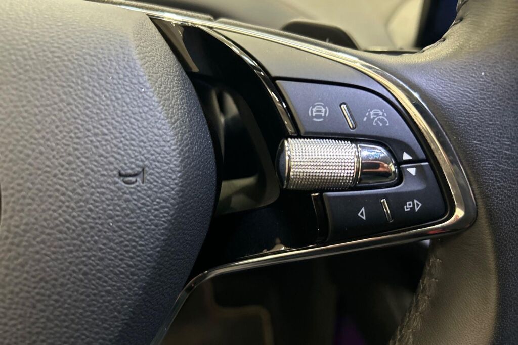 Skoda Enyaq 2024 80x 4x4 BusinessLine iV