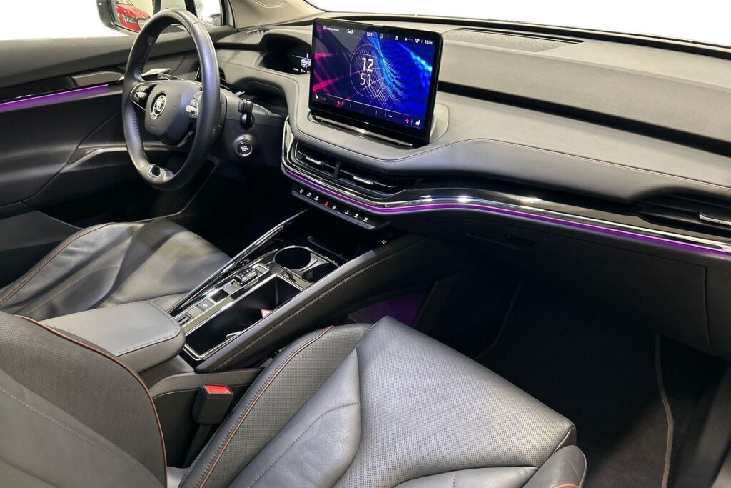 Skoda Enyaq 2024 80x 4x4 BusinessLine iV