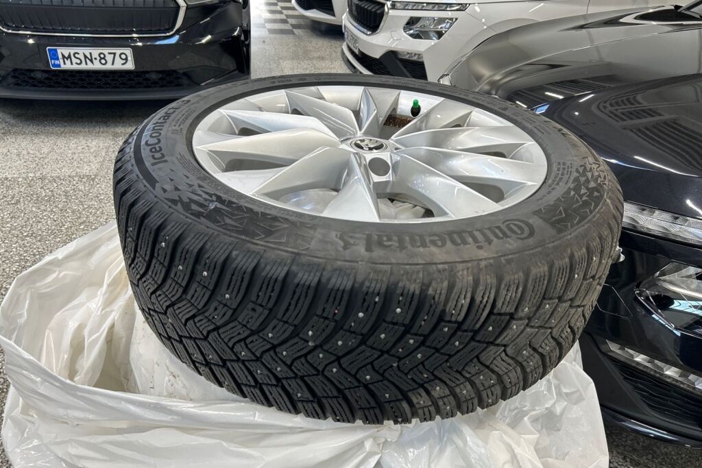 Skoda Enyaq 2023 80x 4x4 iV
