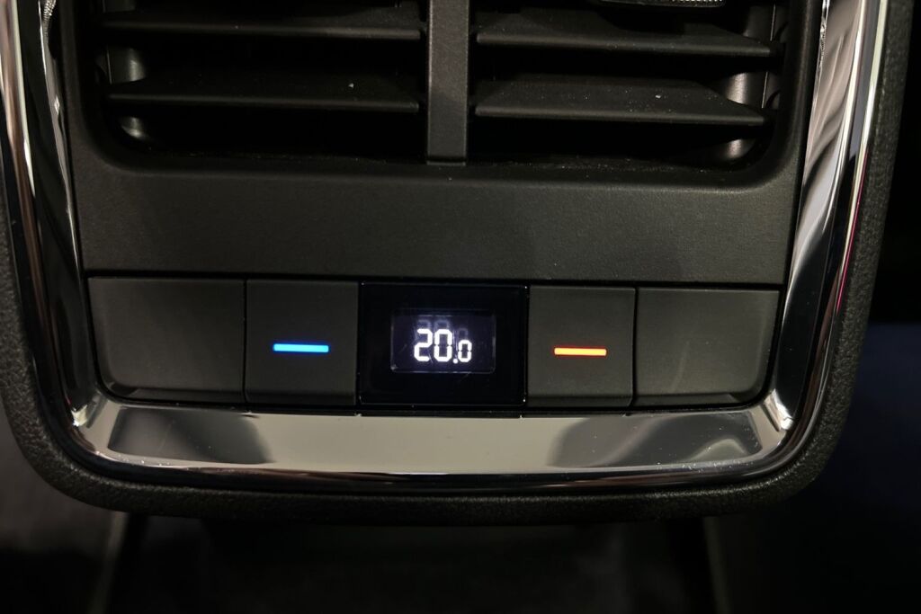 Skoda Enyaq 2023 80x 4x4 iV