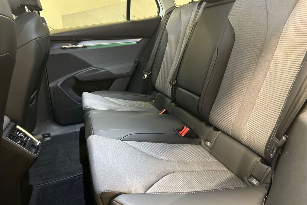 Skoda Enyaq 2023 80x 4x4 iV