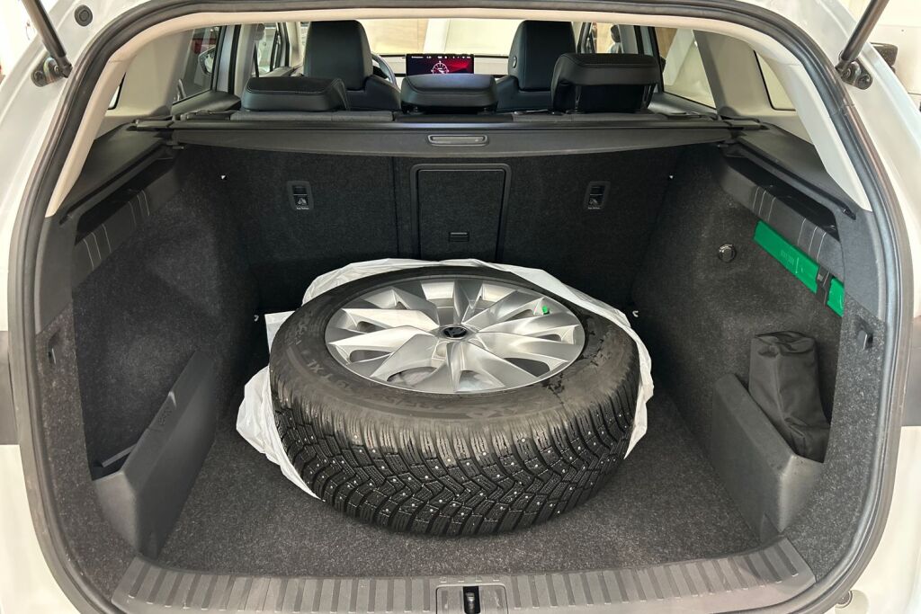 Skoda Enyaq 2023 80x 4x4 iV
