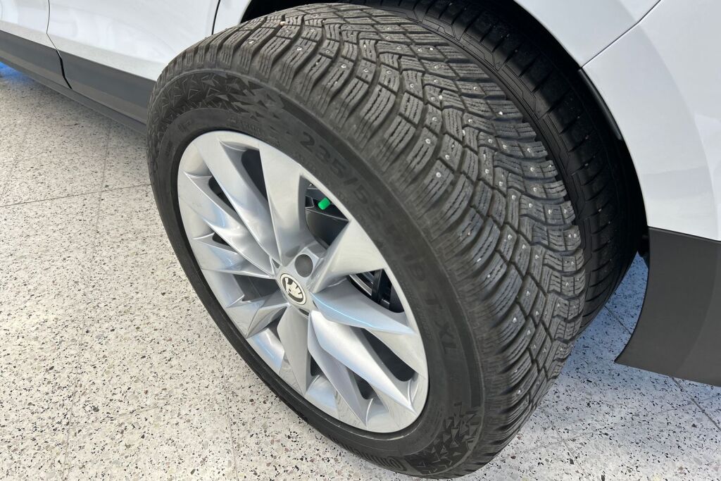 SKODA Enyaq 2023 80x 4x4 iV