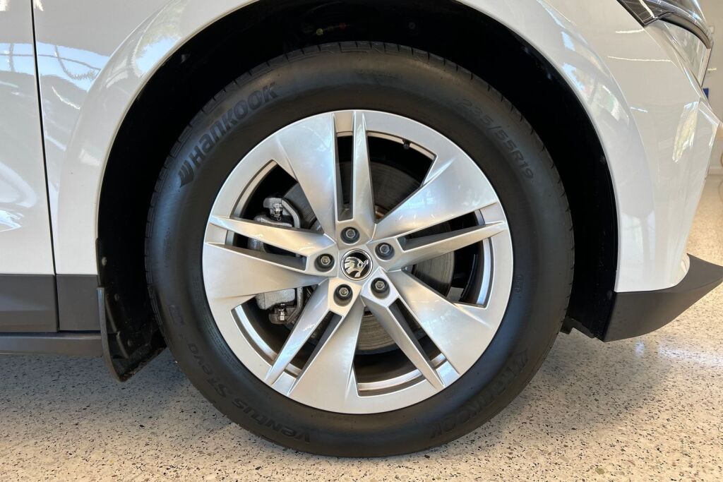 SKODA Enyaq 2023 80x 4x4 iV