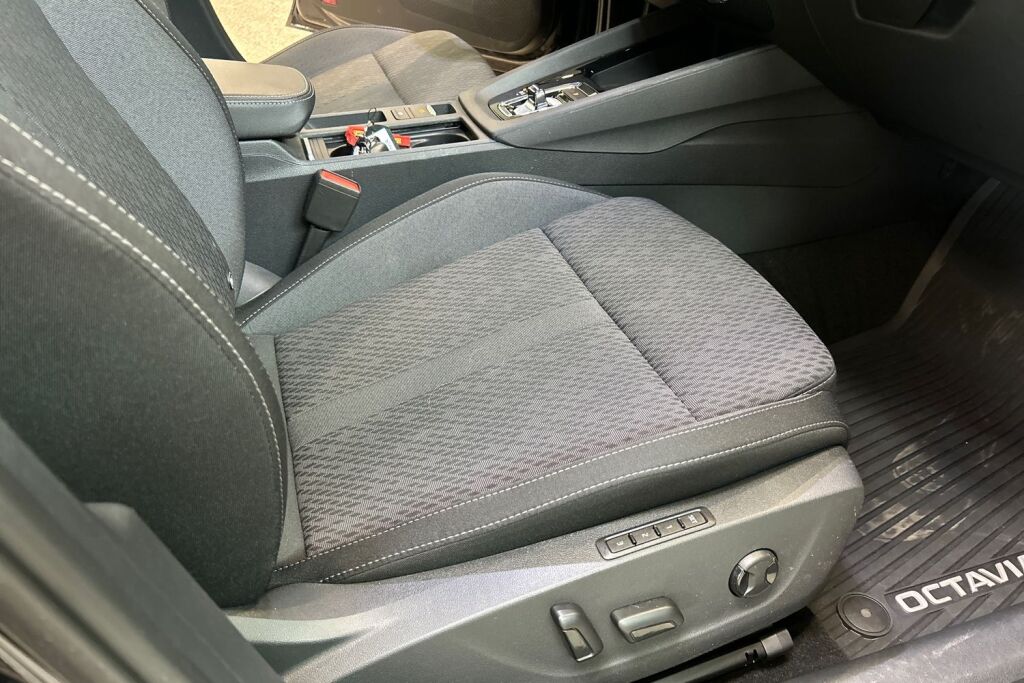 Skoda Octavia 2024 Combi 1.4 TSI PHEV Style Nordic Edition iV DSG Autom.