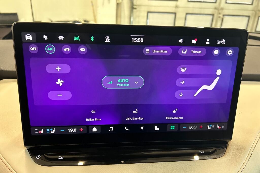 Skoda Enyaq 2024 Coupe 85x 4x4 L&K BusinessLine