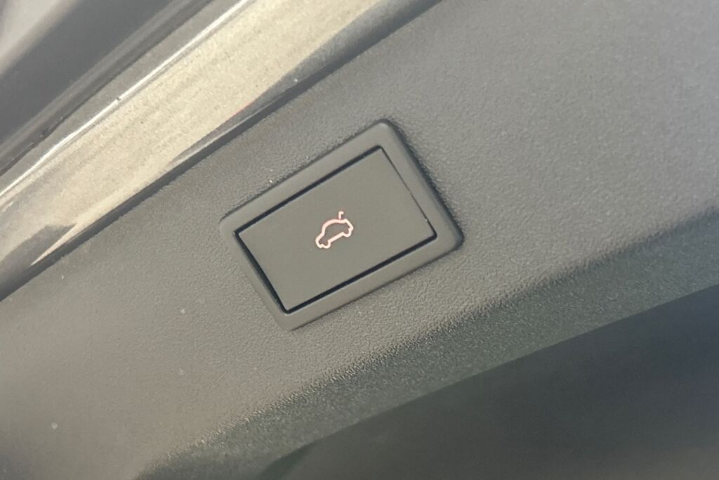 Skoda Enyaq 2024 Coupe 85x 4x4 L&K BusinessLine