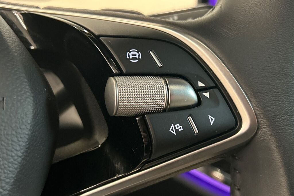 Skoda Enyaq 2024 Coupe 85x 4x4 L&K BusinessLine