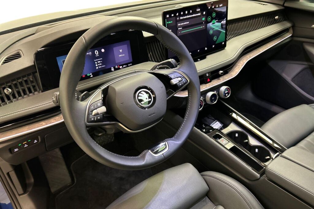 Skoda Superb 2025 Combi 1.5 TSI PHEV L&K DSG Autom.