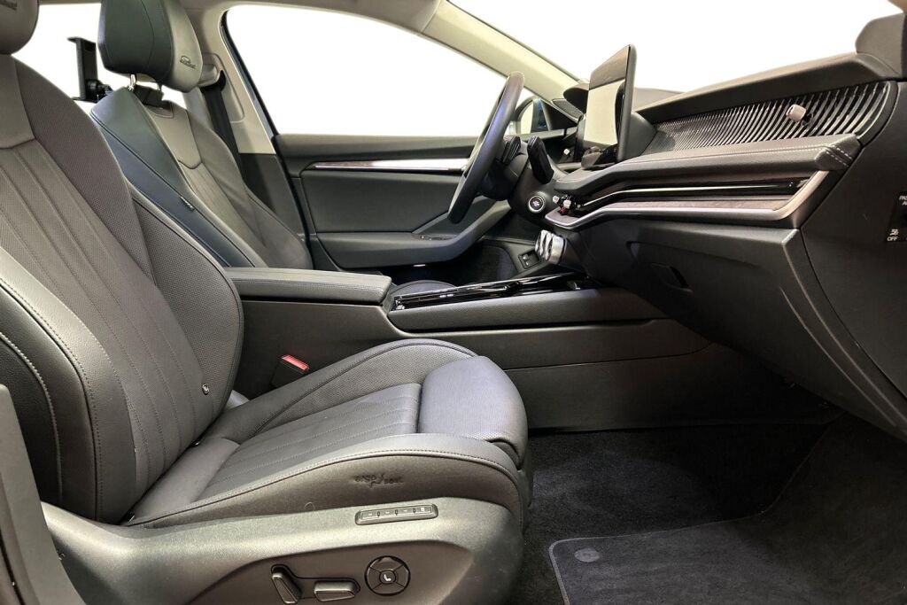 Skoda Superb 2025 Combi 1.5 TSI PHEV L&K DSG Autom.