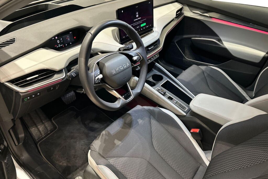 SKODA Enyaq 2025 Coupé 85 Style