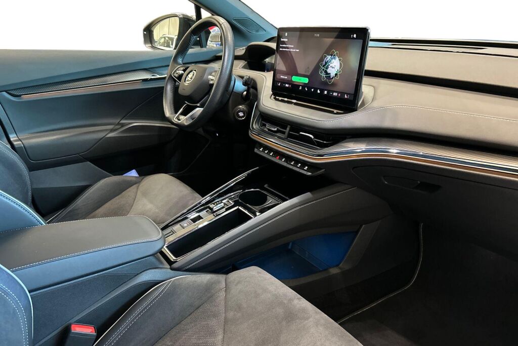 Skoda Enyaq 2025 85 SportLine Business