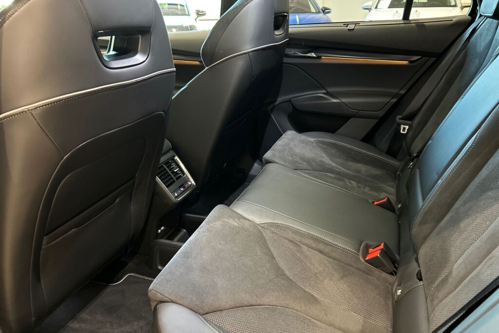 Skoda Enyaq 2025 85 SportLine Business
