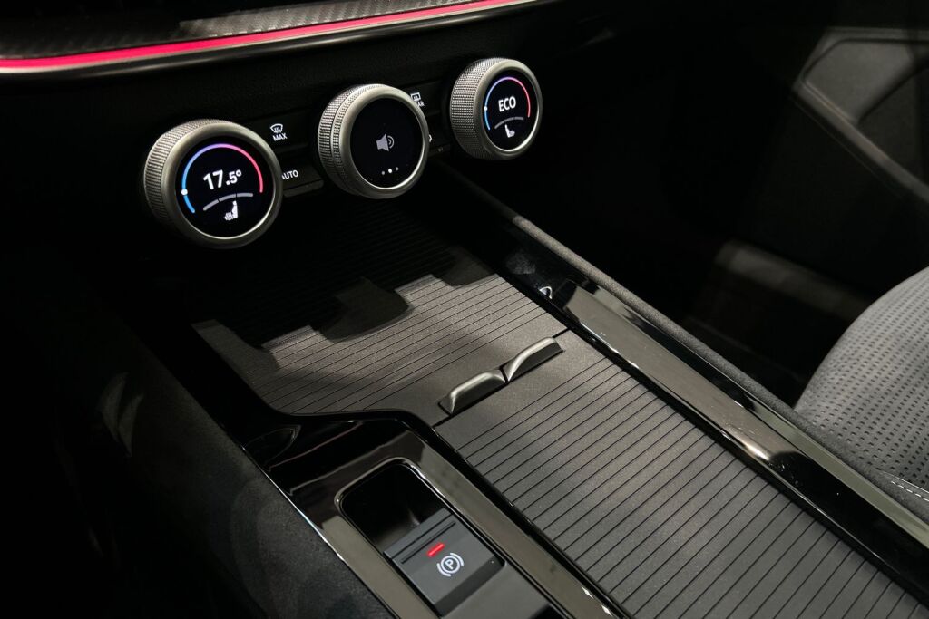 Skoda Superb 2025 Combi 1.5 TSI PHEV SportLine DSG Autom.