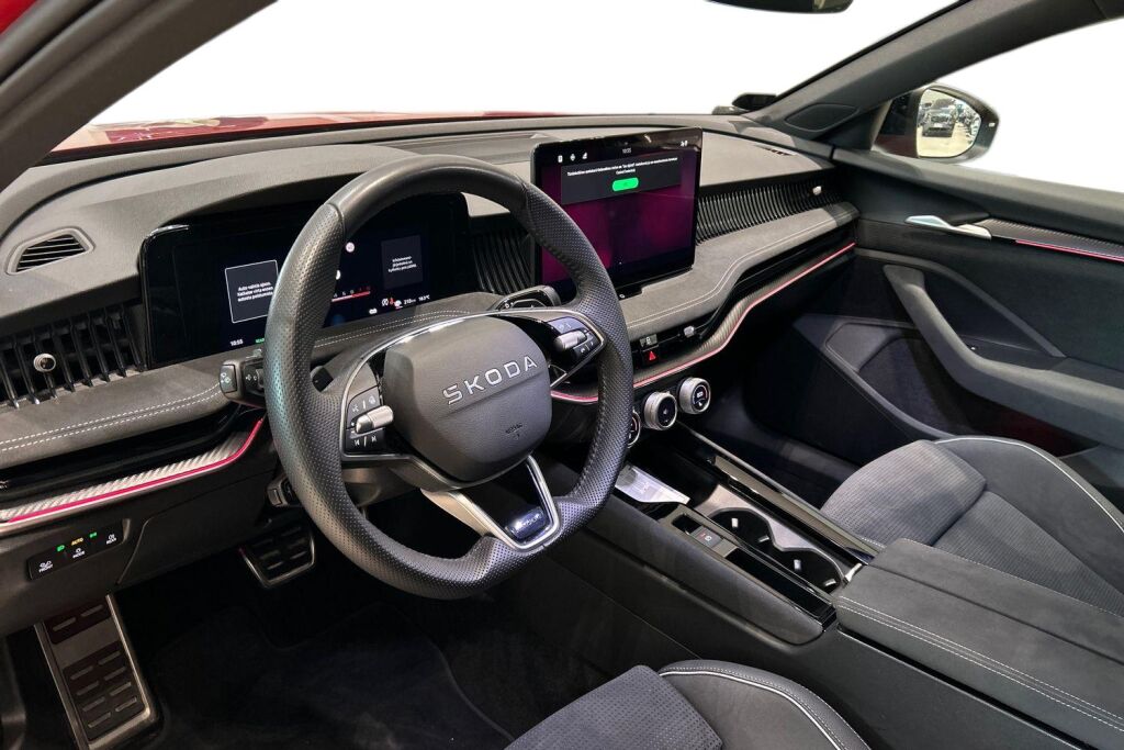 Skoda Superb 2025 Combi 1.5 TSI PHEV SportLine DSG Autom.