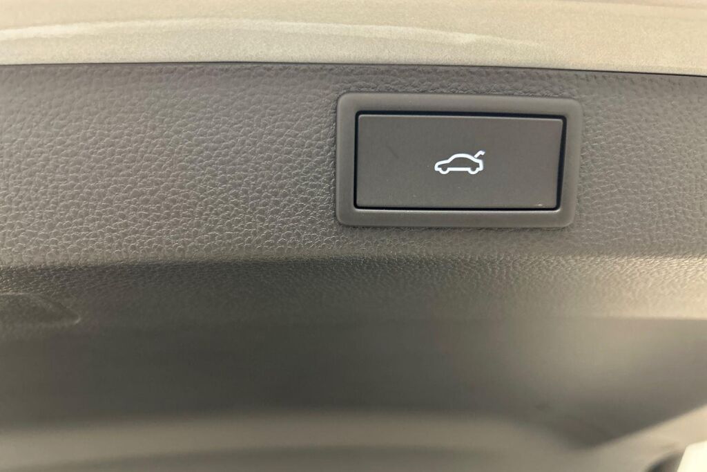 Skoda Karoq 2026 1.5 TSI Style DSG Autom.