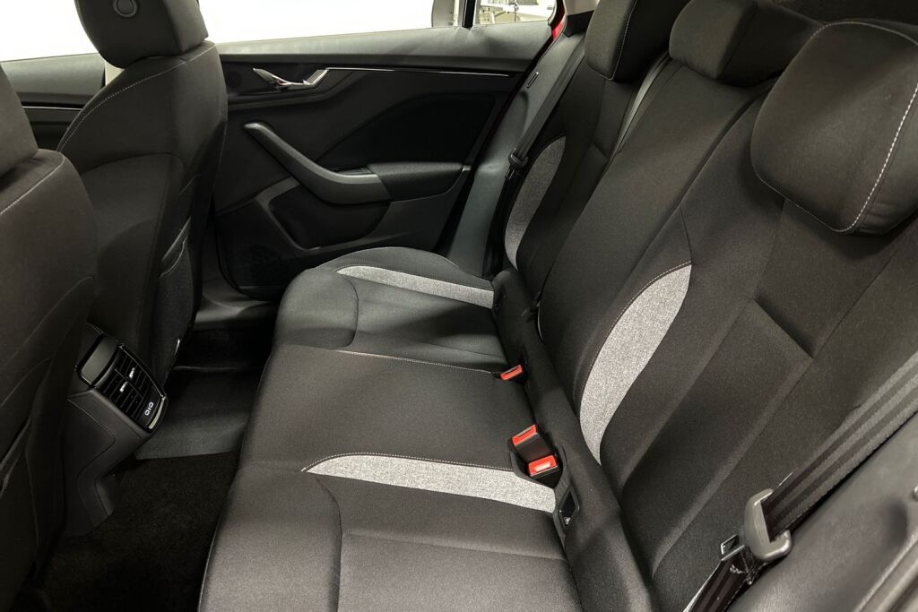 Skoda Kamiq 2026 1.0 TSI 116 Selection DSG Autom.