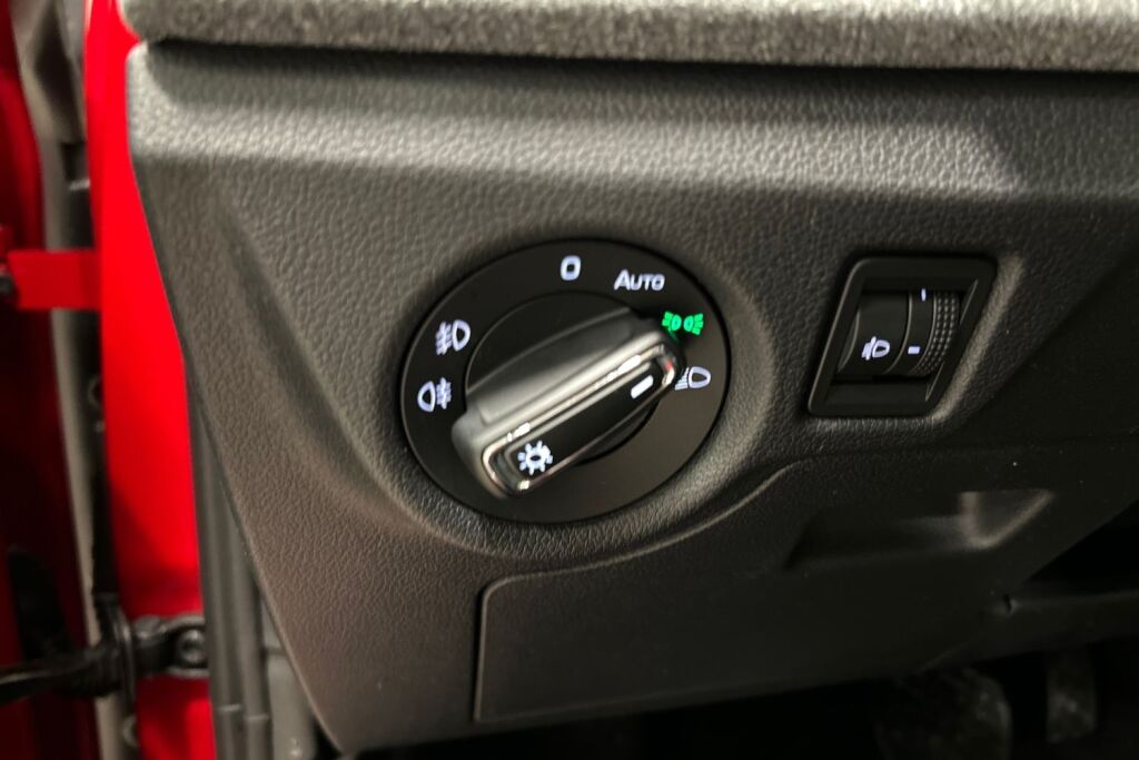 Skoda Kamiq 2026 1.0 TSI 116 Selection DSG Autom.