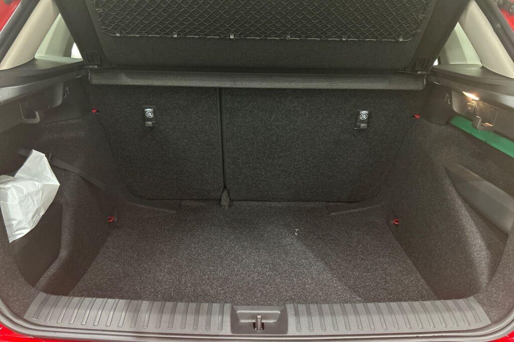 Skoda Kamiq 2026 1.0 TSI 116 Selection DSG Autom.