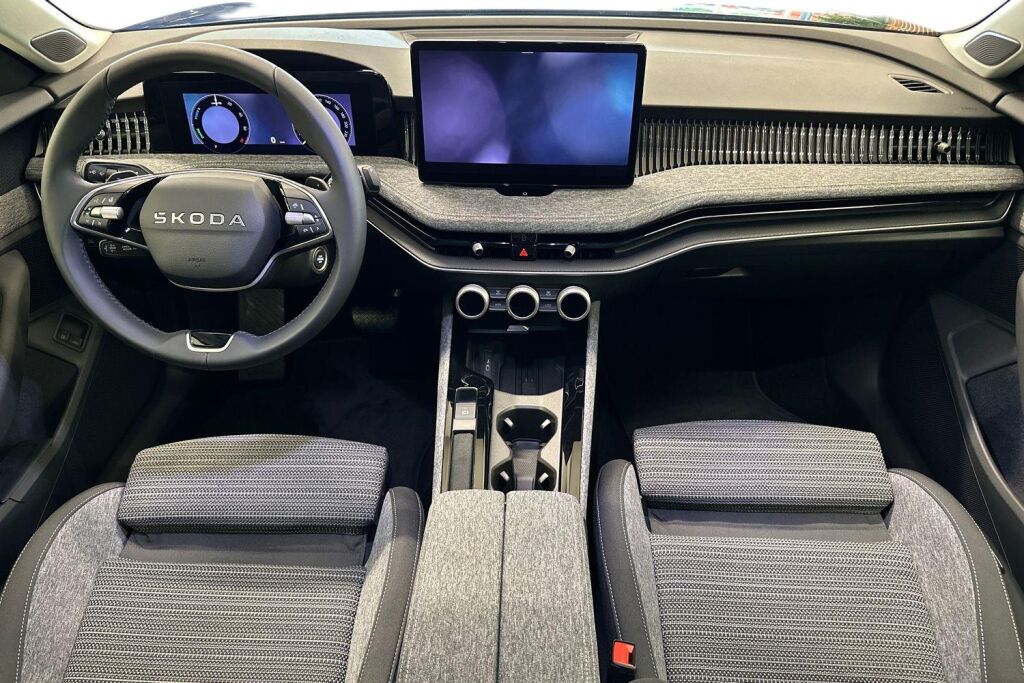 Skoda Superb 2026 1.5 TSI PHEV Style Explore DSG Autom.