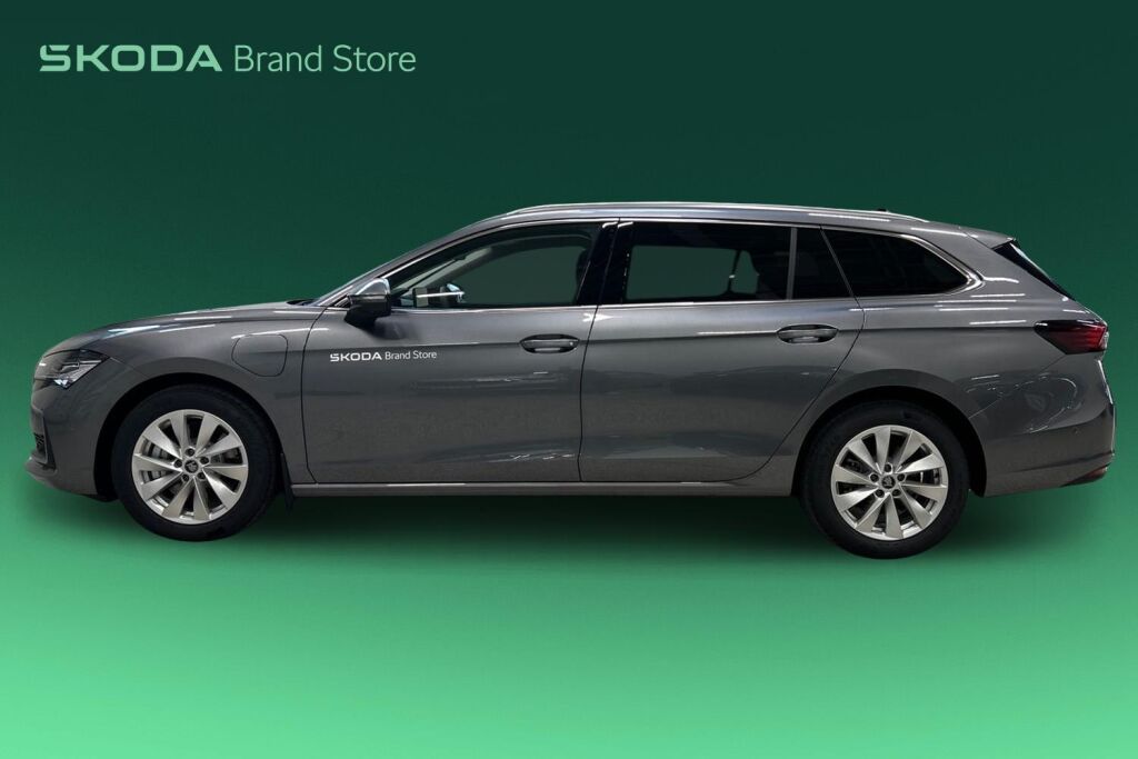 Skoda Superb 2026 Combi 1.5 TSI PHEV Style Explore DSG Autom.