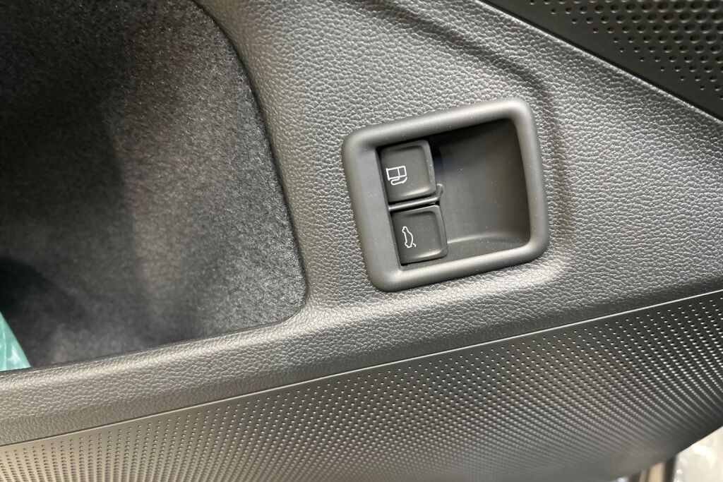 Skoda Superb 2026 Combi 1.5 TSI PHEV Style Explore DSG Autom.