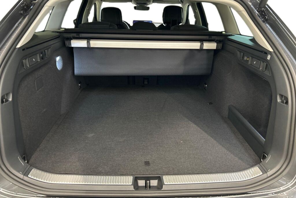 Skoda Superb 2026 Combi 1.5 TSI PHEV Style Explore DSG Autom.