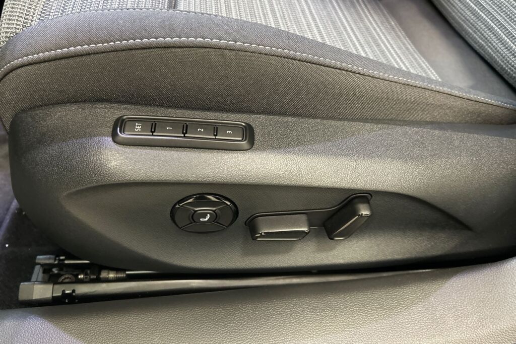 Skoda Superb 2026 Combi 1.5 TSI PHEV Style Explore DSG Autom.