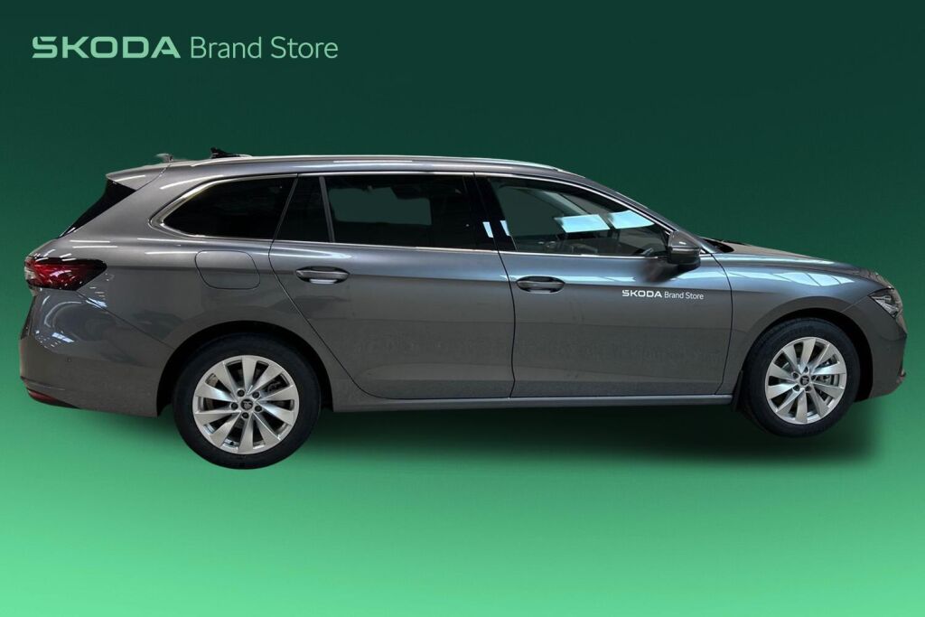 Skoda Superb 2026 Combi 1.5 TSI PHEV Style Explore DSG Autom.