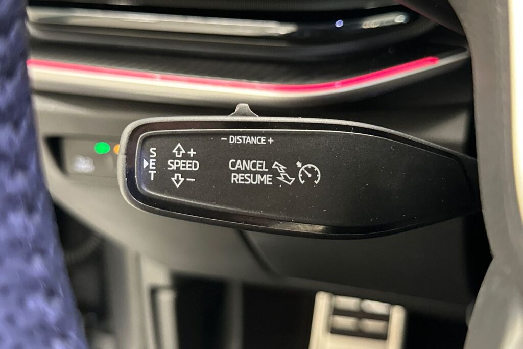 Skoda Superb 2026 Combi 1.5 TSI PHEV SportLine Explore DSG Autom.