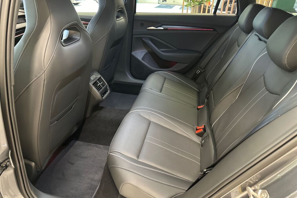 Skoda Superb 2026 Combi 1.5 TSI PHEV SportLine Explore DSG Autom.