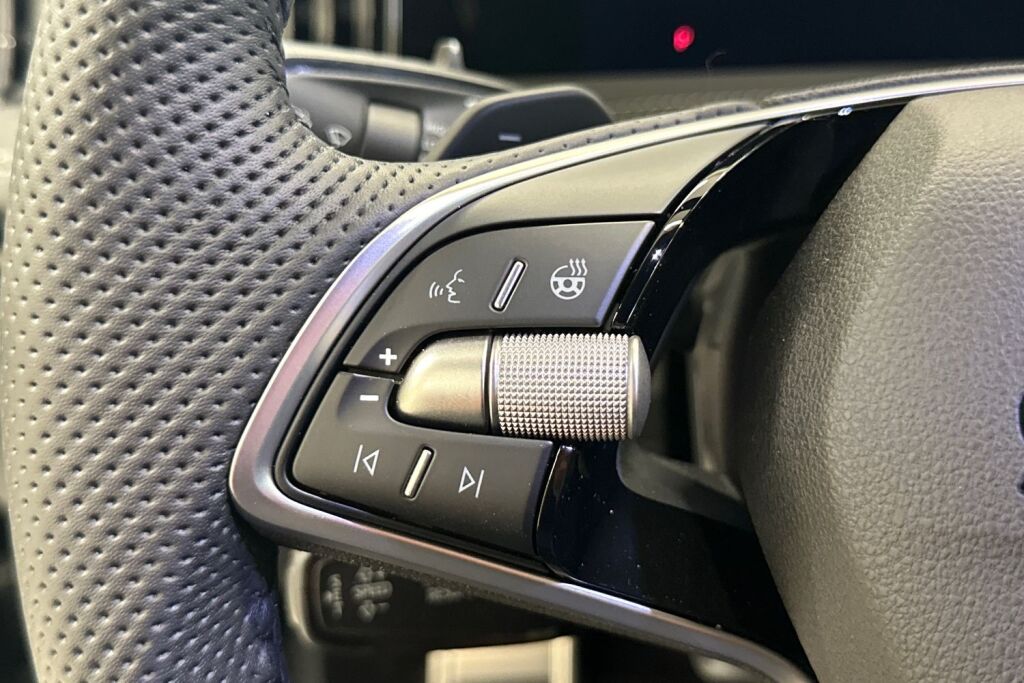 Skoda Superb 2026 Combi 1.5 TSI PHEV SportLine Explore DSG Autom.