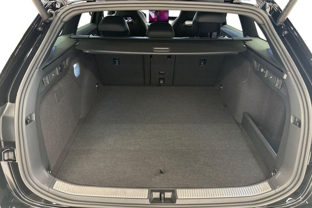 Skoda Superb 2026 Combi 1.5 TSI PHEV SportLine Explore DSG Autom.