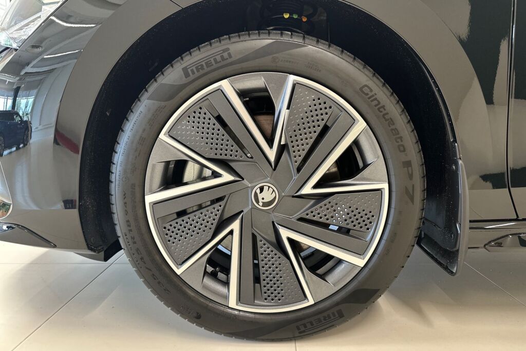 Skoda Superb 2026 Combi 1.5 TSI PHEV SportLine Explore DSG Autom.