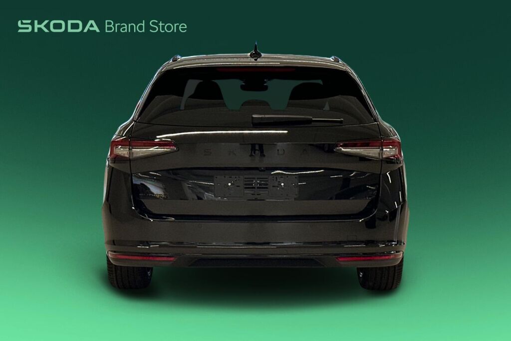 Skoda Superb 2026 Combi 1.5 TSI PHEV SportLine Explore DSG Autom.
