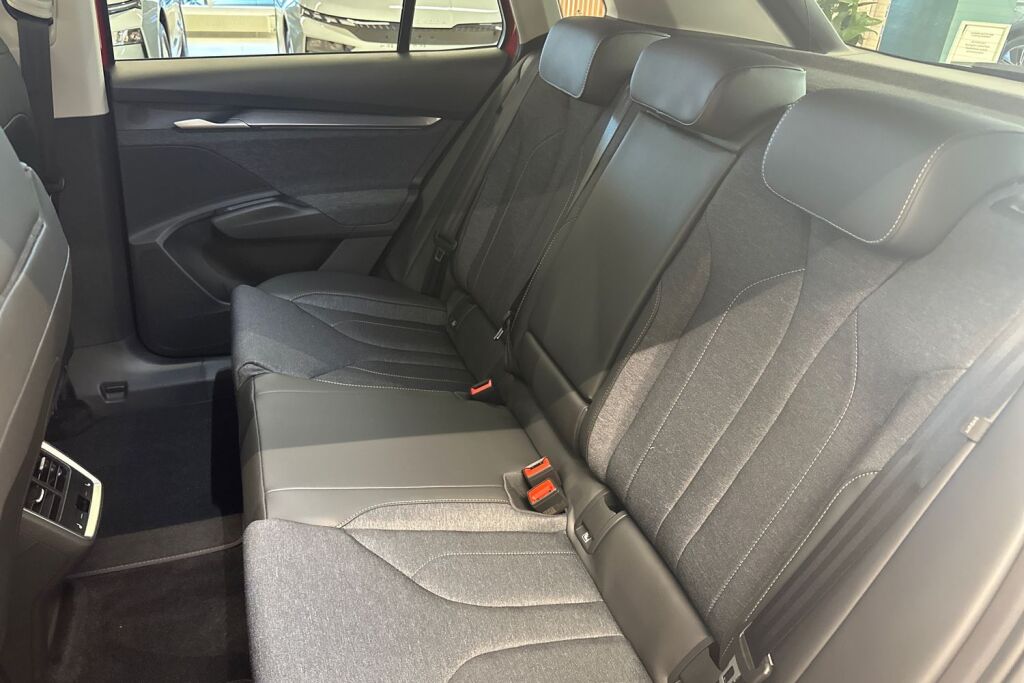 Skoda Elroq 2027 60 Style