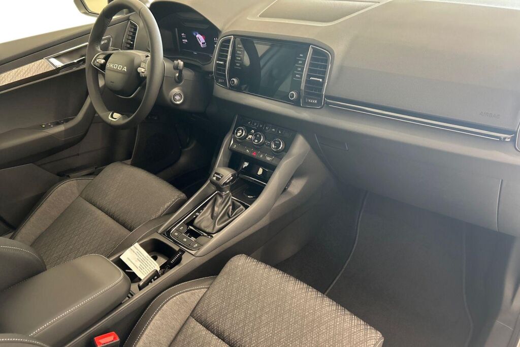 Skoda Karoq 2026 1.5 TSI Style DSG Autom.
