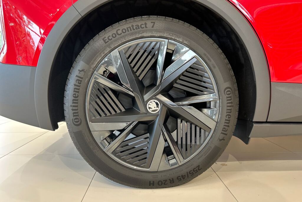 Skoda Elroq 2027 85x 4x4 RS