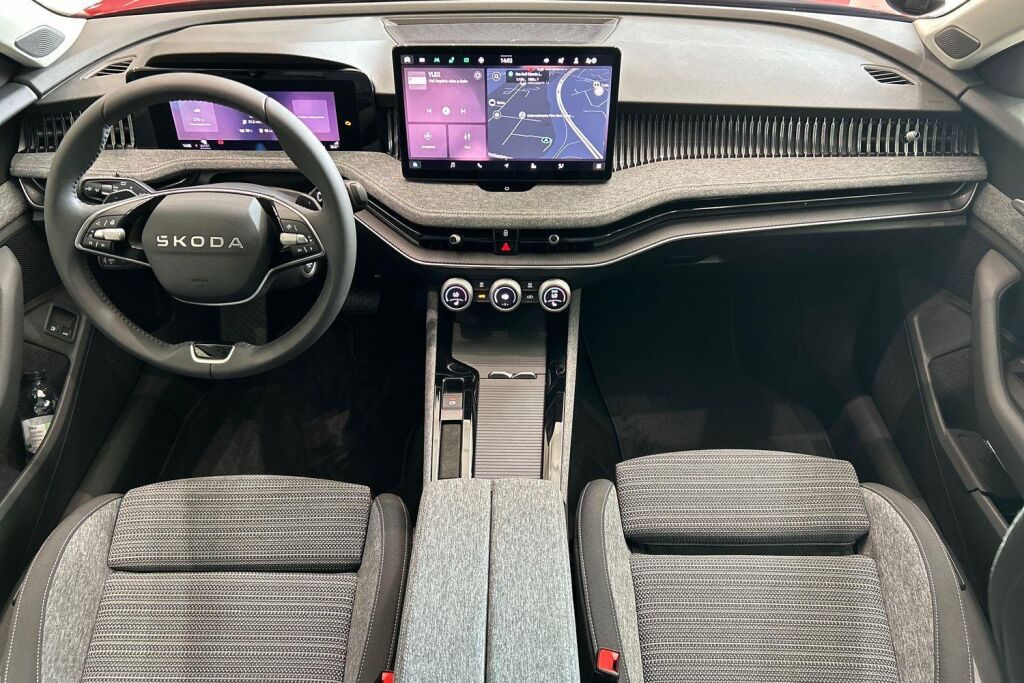 Skoda Superb 2026 Combi 1.5 TSI PHEV Style Explore DSG Autom.