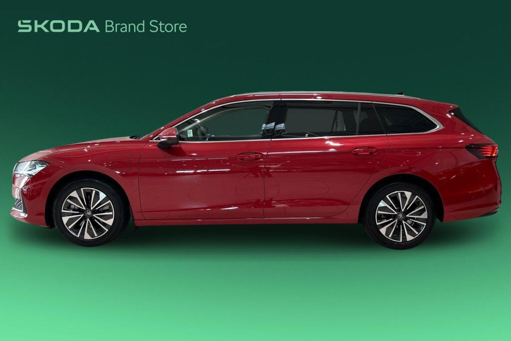 Skoda Superb 2026 Combi 1.5 TSI PHEV Style Explore DSG Autom.