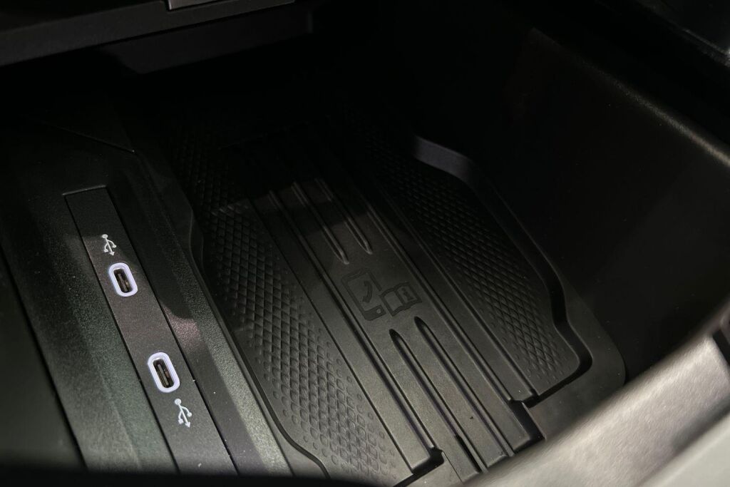 Skoda Superb 2026 Combi 1.5 TSI PHEV Style Explore DSG Autom.