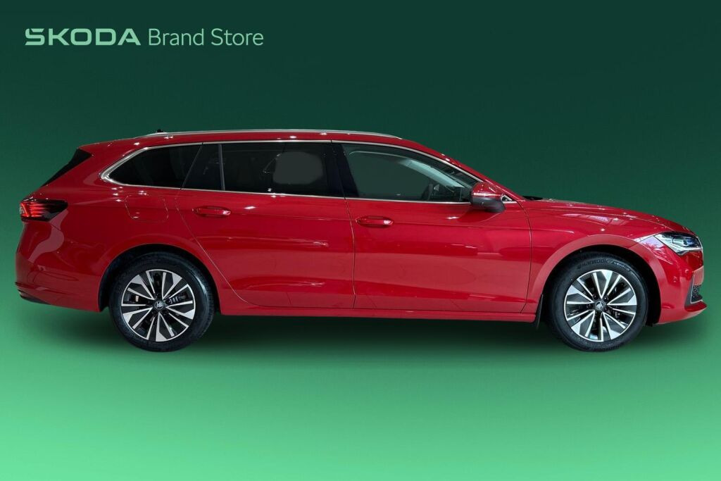 Skoda Superb 2026 Combi 1.5 TSI PHEV Style Explore DSG Autom.