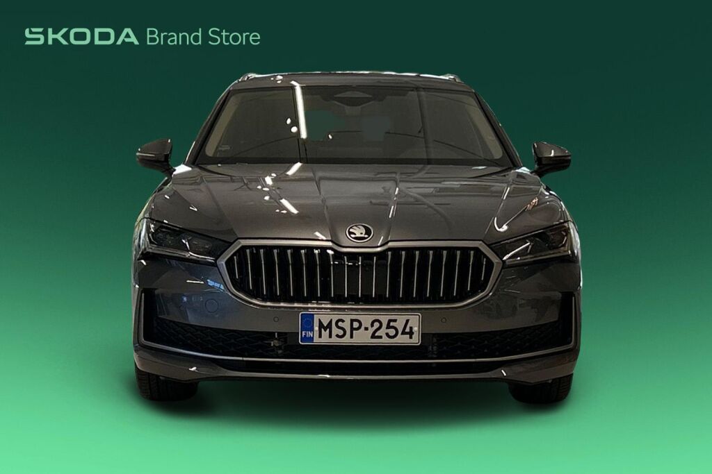 Skoda Superb 2026 Combi 1.5 TSI PHEV Style Explore DSG Autom.