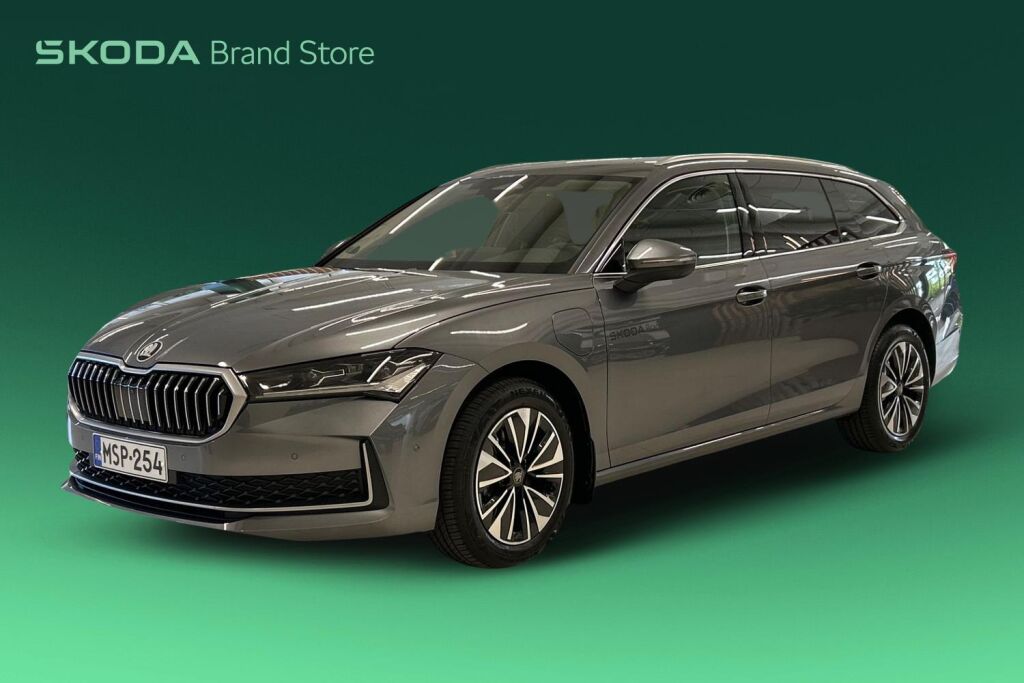 Skoda Superb 2026 Combi 1.5 TSI PHEV Style Explore DSG Autom.